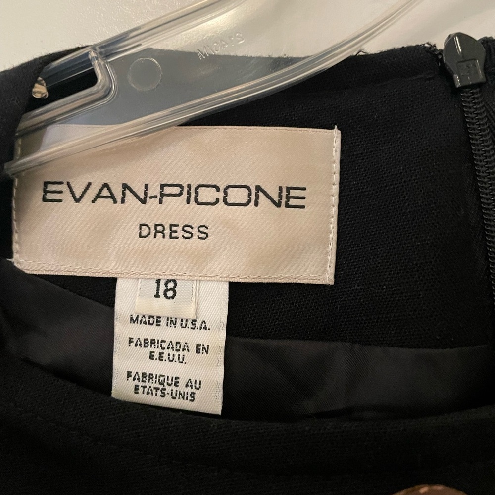 Evan-Picone Vintage Dress Size 18 Black Short Sleeve Wood Novelty Buttons 1990’s - Picture 3 of 12